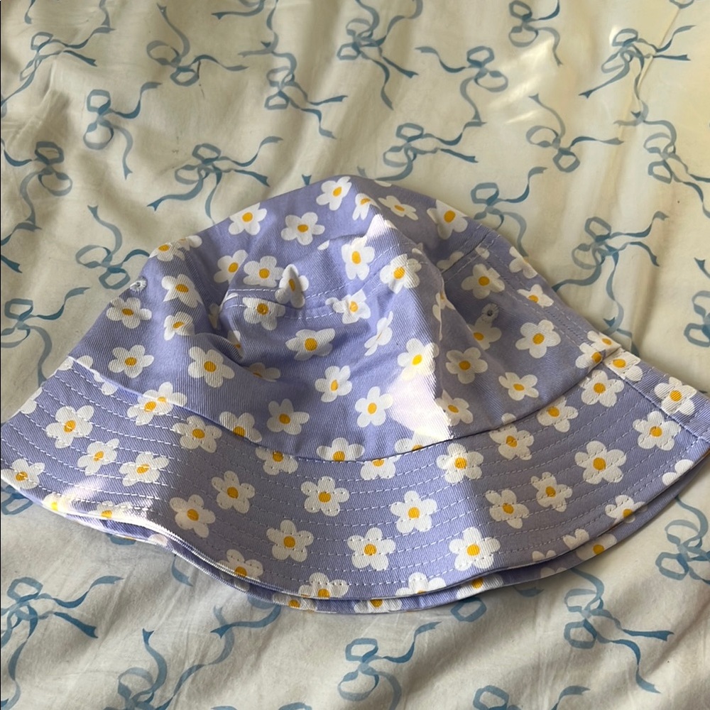 Floral Bucket Hat in Lavender and White